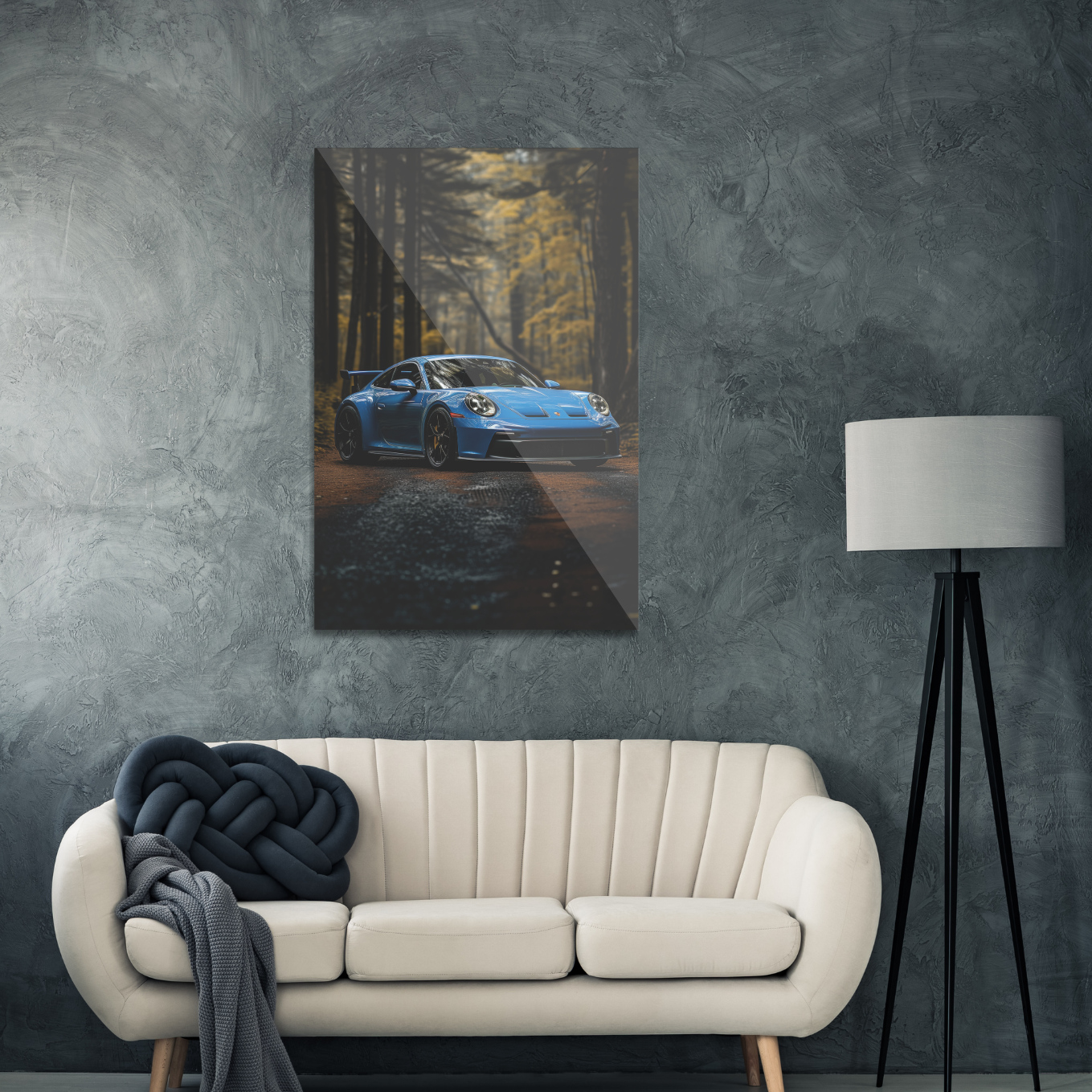 Blå Porsche i skoven